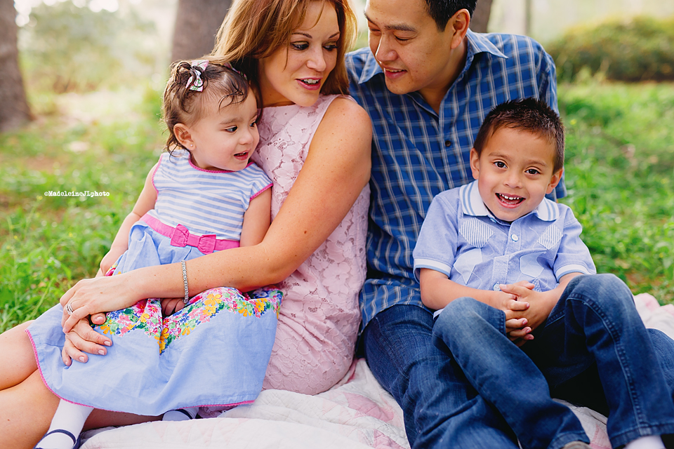 orange county irvine tustin family session. madeleine jl photography family and children's photographer